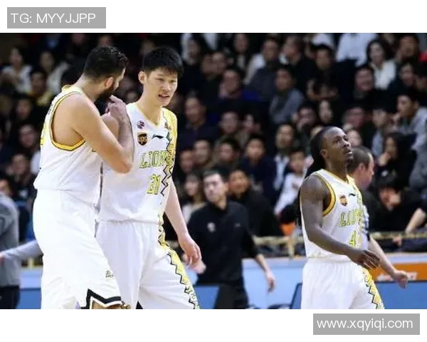 上海篮球队在选拔赛中以97分稳居积分榜首位展现强劲实力