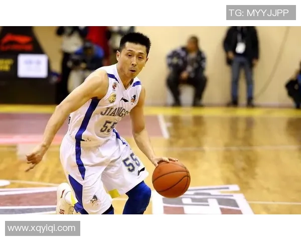 胡雪峰：从足球场上的拼搏到人生的精彩转折之路